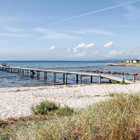 Vakantiehuis Three Bedroom Holiday In Ebeltoft