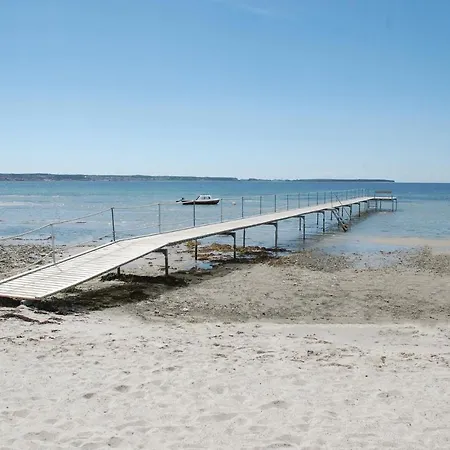 Three Bedroom Holiday In Ebeltoft