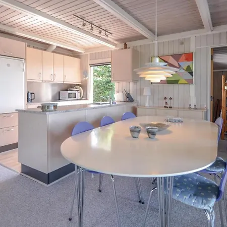 Three Bedroom Holiday In Vakantiehuis