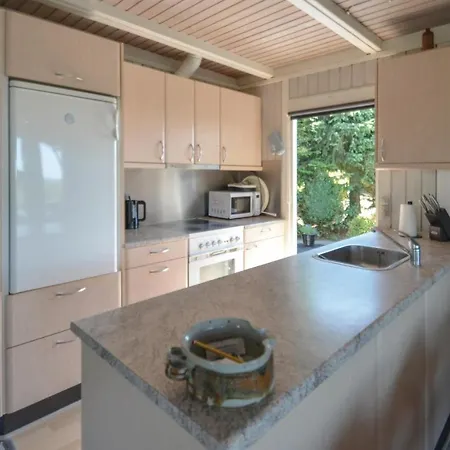 Three Bedroom Holiday In Ebeltoft